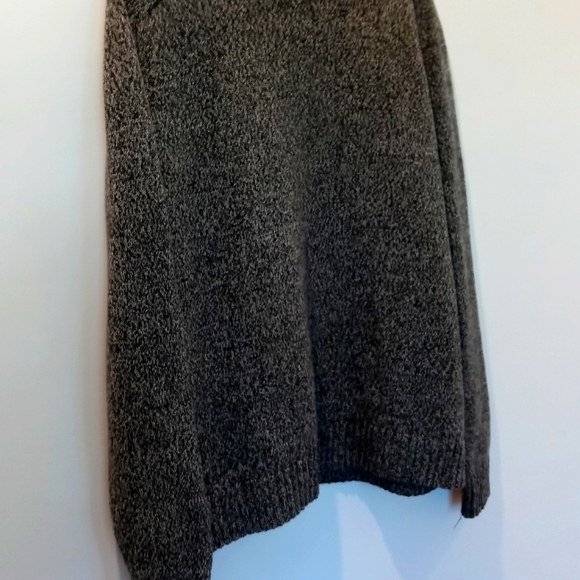 CROFT & BARROW SWEATER - Picture 6 of 11